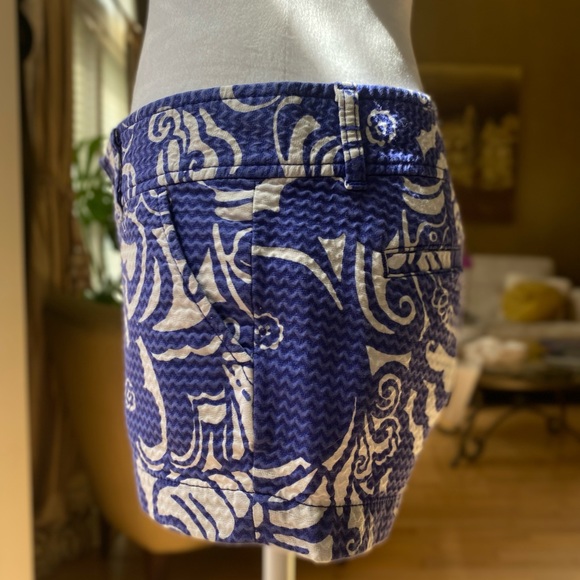 Lilly Pulitzer Walsh Shorts size 0 - Picture 4 of 9